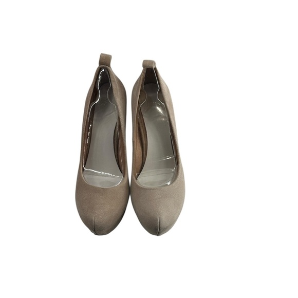 Aldo Calcagni wedge shows beige heels Seude wimsy goth anime sz 6 - Picture 10 of 11